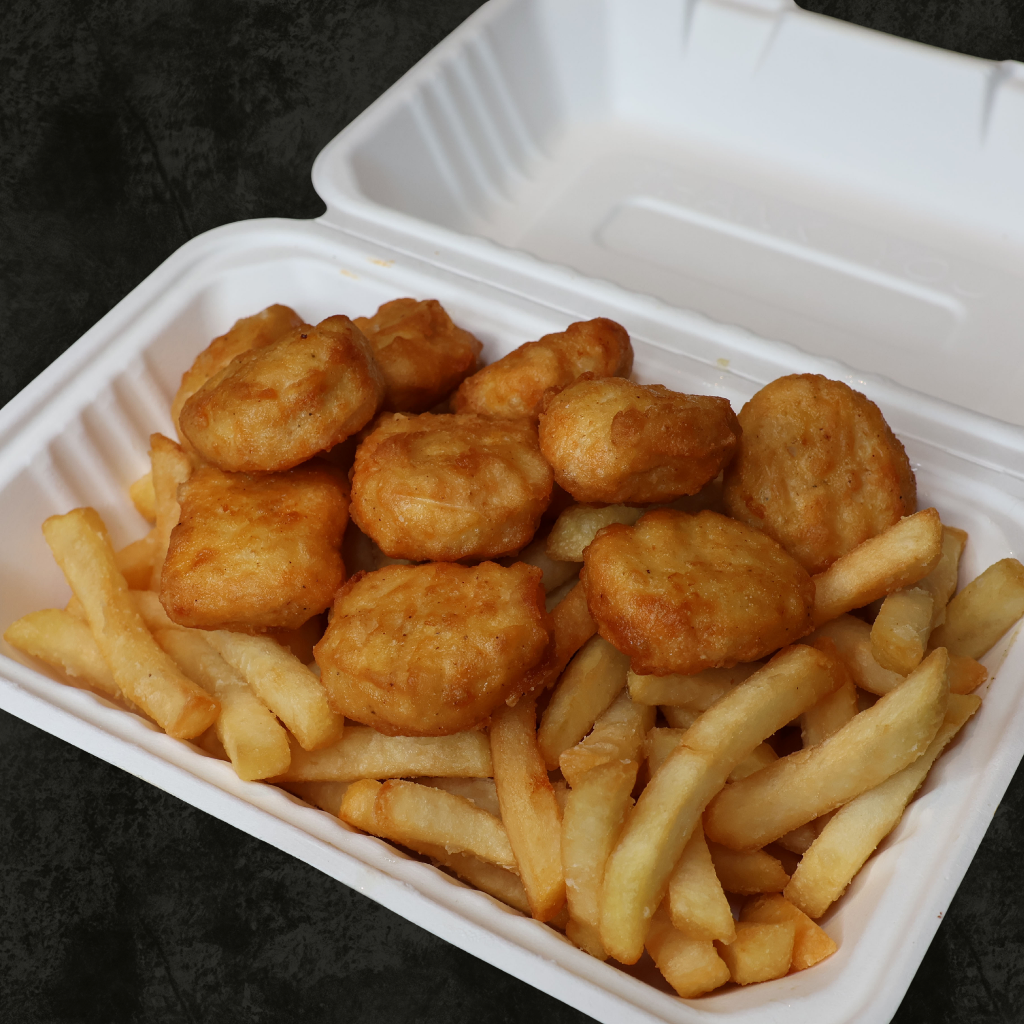 10pc Chicken Nuggets & Chips